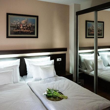 Atrium Bed & Breakfast Sremska Mitrovica Ngoại thất bức ảnh